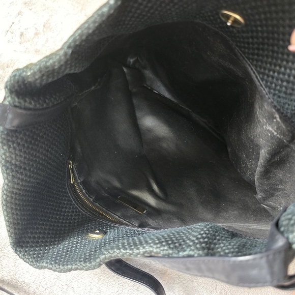 Bagheera Designer Italian Crossbody Purse - Picture 5 of 8